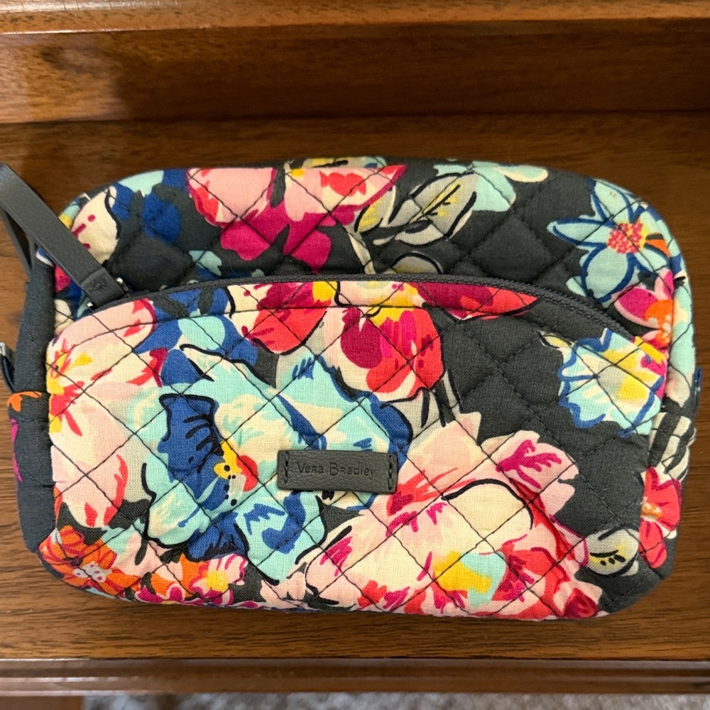 Vera Bradley charcoal gray Floral Quilted Cosmetic Bag lined in plastic